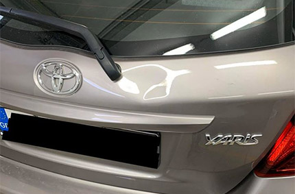 Toyota Yaris, επισκευή λακκούβας αυτοκινήτου